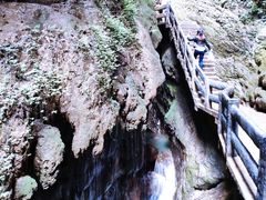 -龙水峡地缝景区