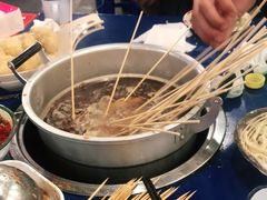 -马路边边串串香(延庆环球新意广场店)