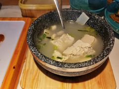 -荷塘秋月·本帮江浙菜(国权路店)