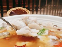 泰式香草酸辣汤浸鱼-Thai Alley泰爱里(二沙岛店)
