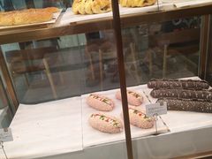 面包甜点陈列柜-奈雪的茶(石家庄万象城店)