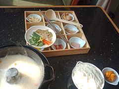 -飞虎过桥米线(翠湖店)