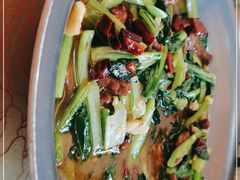 -黄桷树曹家私房菜(江与城店)