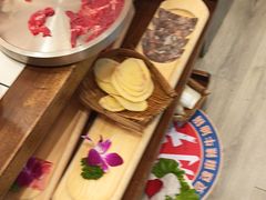 -热火朝天鲜切牛肉火锅(南强街巷店)