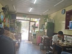 -公寓家常菜馆(海军博物馆店)