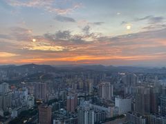 -世贸旋转自助餐厅(360°高空观景店)