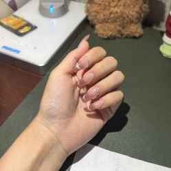 -晨·艺美甲美睫