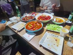 -叶派龙虾•招牌香辣蟹·海鲜(中海国际店)