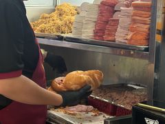 -Bánh Mì Huynh Hoa