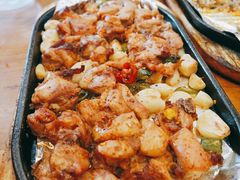 -老东镇啤酒屋海鲜加工·蒸汽海鲜·海鲜烧烤(台东店)