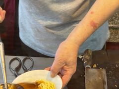 -松树干拌面店