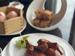 玻璃乳鸽-珠海瑞吉酒店·宴庭中餐厅