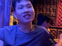 -Helens海伦司小酒馆(广州永庆坊店)