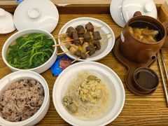 -雪梅月子中心(华侨城店)