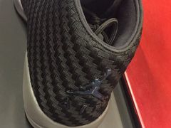 -NIKE上海青浦换季优惠店