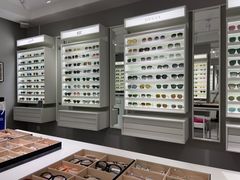 -目艮眼镜SHOWROOM(品牌集合店)