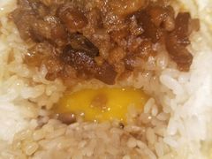-阿英卤肉饭