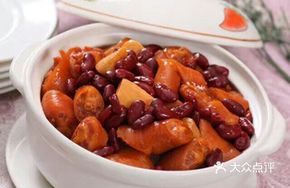 Red Kidney Bean and Pig Tail Stew