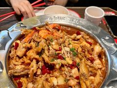 -胖哥俩肉蟹煲(湖滨银泰in77店)