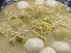 -面婆婆东台鱼汤面(湛江路店)