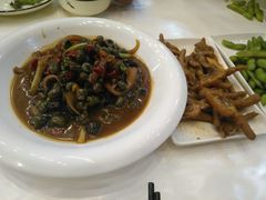 -老鄞江清水龙虾•赵赵家(江北店)