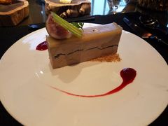 黑菌层鹅肝派配梨啫喱-AZUL by FUEL蓝色·法式酒馆(琶醍店)