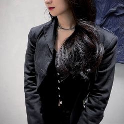-3·3HAIR SALON