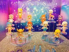 -泡泡玛特POPMART(黄岛新城吾悦店)