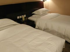 -山东大学学府大酒店(千佛山地铁站店)