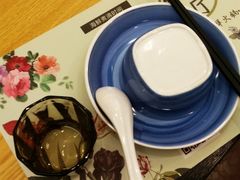 -樾餐厅泰式海鲜火锅(民歌湖店)