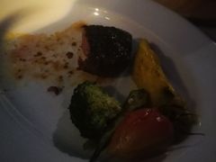 果木烟熏红标牛小排-佐度王子扒房(天鹅湖店)