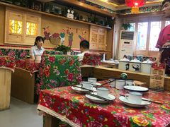 大堂-闯关东东北农家菜(崂山石老人店)