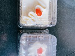 -红宝石·鲜奶小方·海派西点房(南丹店)