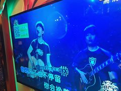 -路边边.炒菜烧烤.音乐餐厅(良乡长虹店)