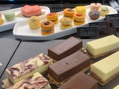 -星巴克臻选(上海合生汇1F店)