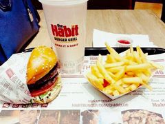 -The Habit Burger Grill 哈比特汉堡(爱琴海店)