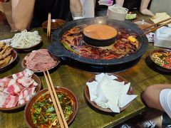 -黄潇洒老火锅(九眼桥宏济巷店)
