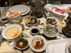 -雍和会海鲜姿造自助(湖东路店)
