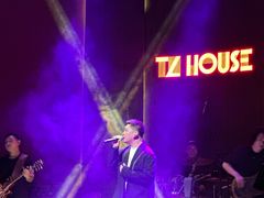 -TZ House音乐现场(来福士中心店)