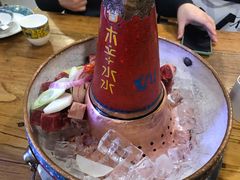 -毛辣果·贵州红酸汤牛肉火锅(西单店)