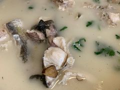 -雪野鱼头大王邢府公老店(雪野湖店)