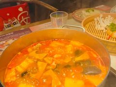 -尚尚仙·酸汤猪手·猪肚鸡火锅(华联万柳购物中心店)