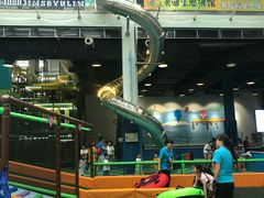 -蒙特利亲子乐园