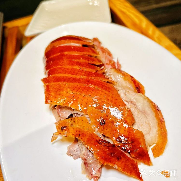 正宗京味果木烤鸭就在御掌柜