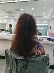 -镁连社·美联社
