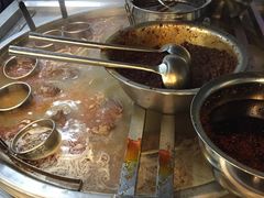 -遵义虾子张六羊肉粉(普陀路店)