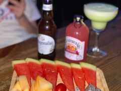 -UP嘻哈酒吧(粉巢店)