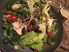 烟熏鸡胸沙拉-HIGH FIVE哈福手工汉堡(桂林路店)