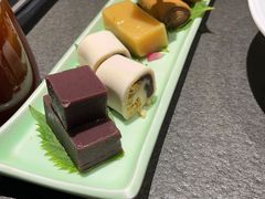 北京小吃拼盘-北平盛世·新京菜·北京烤鸭(劲松·双井店)