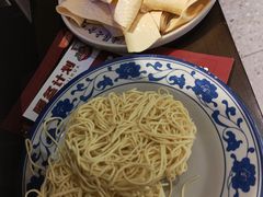 -老房老舍重庆火锅(假日城市店)